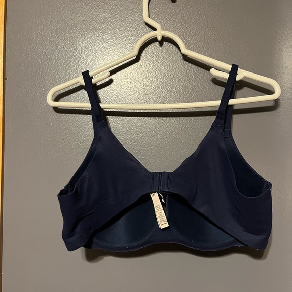 Victoria's Secret Navy Blue Bra - Picture 2 of 4